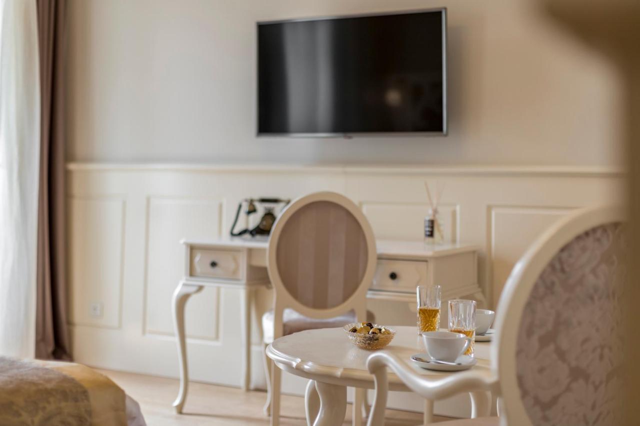 Royal Piazza Otel Split Dış mekan fotoğraf